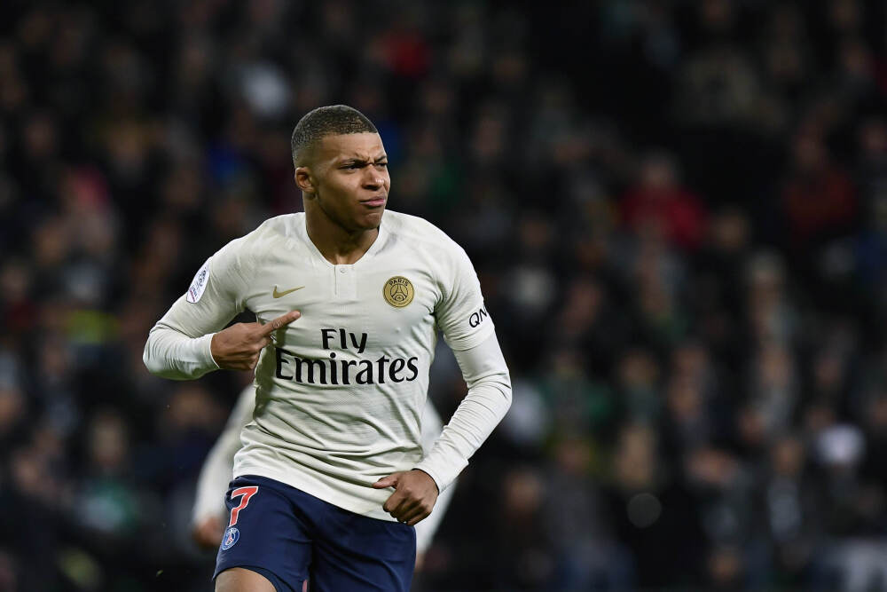 聚焦女性成长《我的天才女友》剧集版首登上海